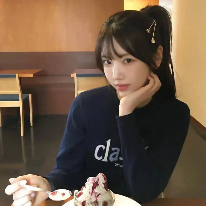 山茶花飘零